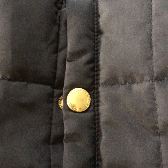 Vest - Picture 5 of 5